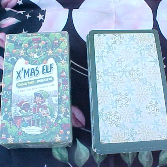 LOT 2 CHRISTMAS Tarot Card Decks Elf on a Shelf plus RARE Vintage Santa Art - Picture 2 of 8